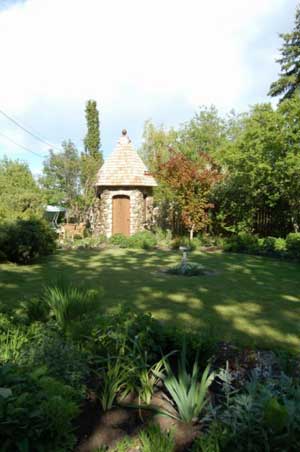 Garden View of Oast House